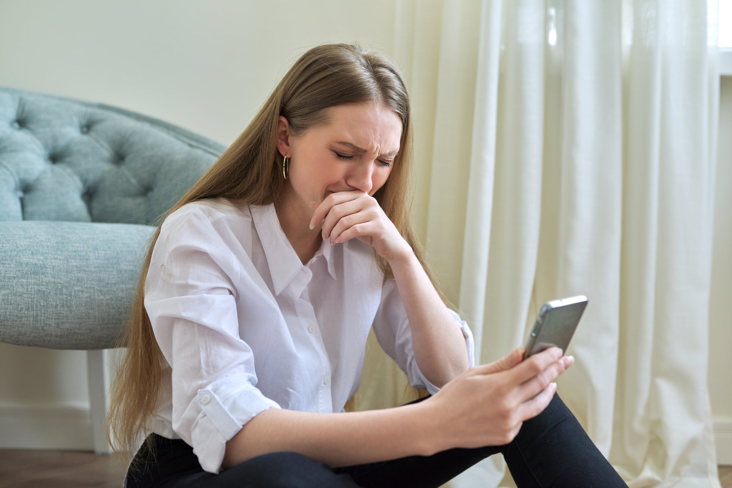 "Sadfishing: The Hidden Dangers of Emotional Manipulation on Social Media | Mental Health and Self-Esteem Impact"