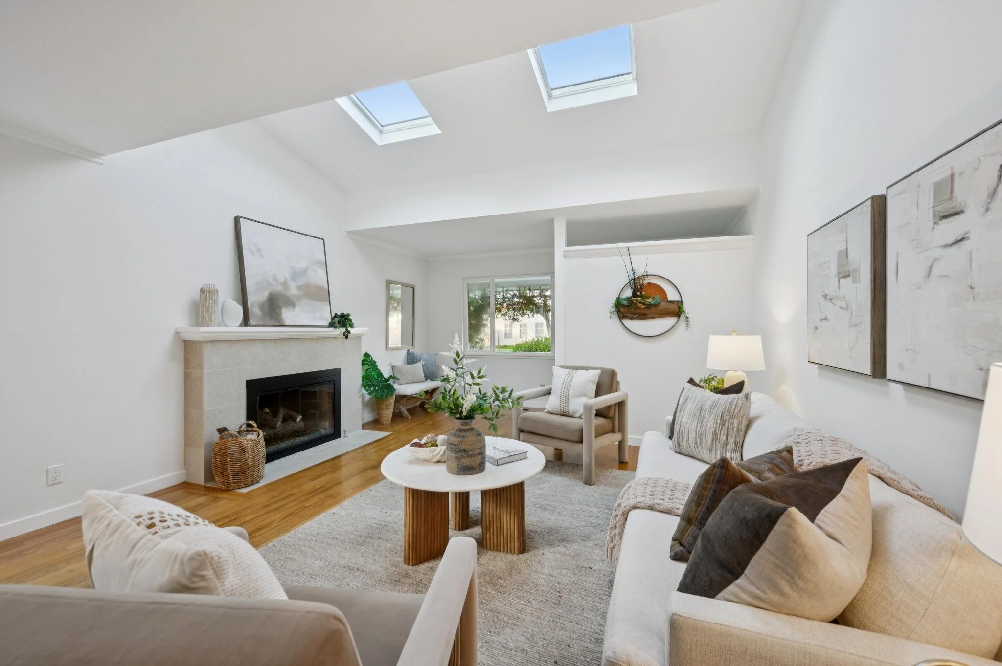 225 East Richmond Avenue, Richmond