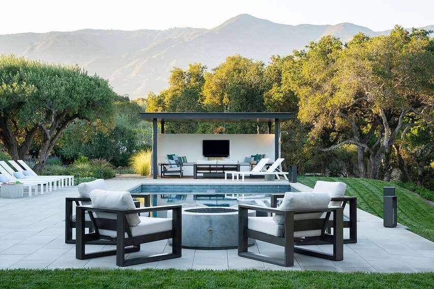 Santa Barbara meets Palm Springs.  With an eye to clean lines and outdoor living, this garden throws pool parties as well as it allows for quiet star gazing.  Beginning as a simple pool project, the scope grew into a full site re-envision with custom