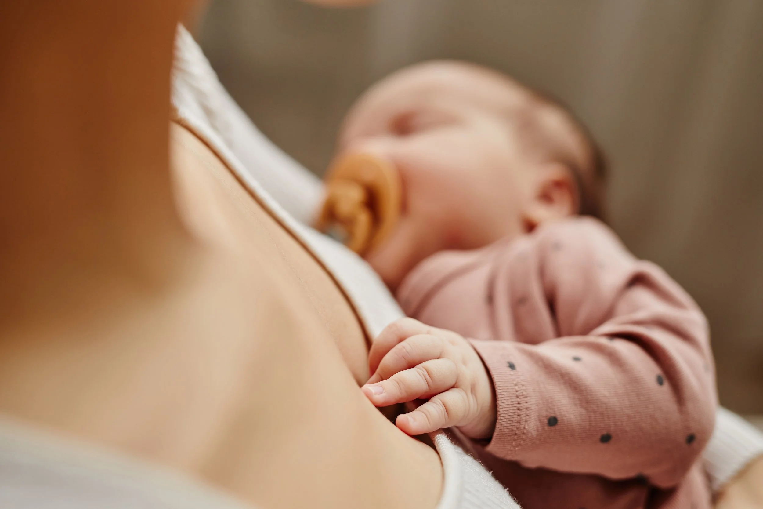 Does Your Baby Really Need to Learn to Fall Asleep Independently to Sleep Through the Night?