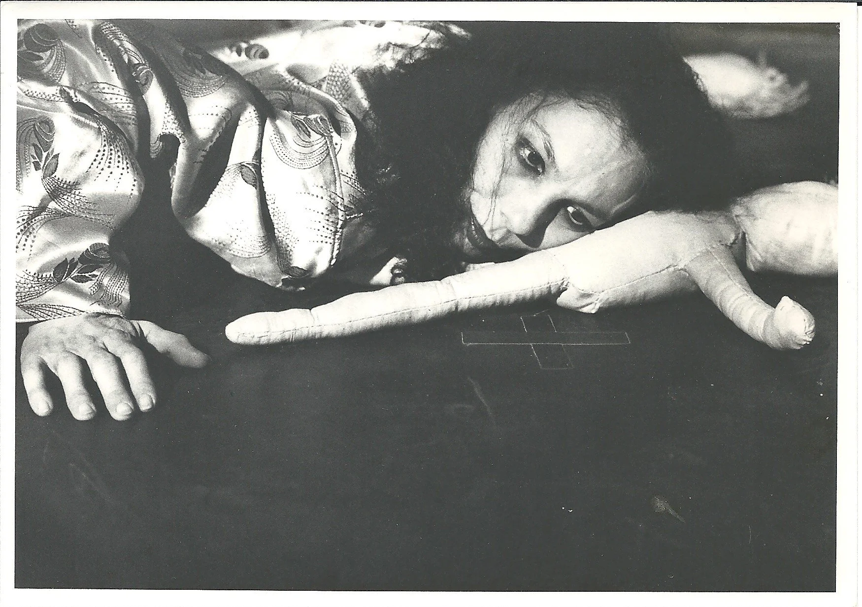 1990.5_ΜΗΔΕΙΑ_ΓΙΤΣΑ-ΚΑΡΕΛΑ.jpg