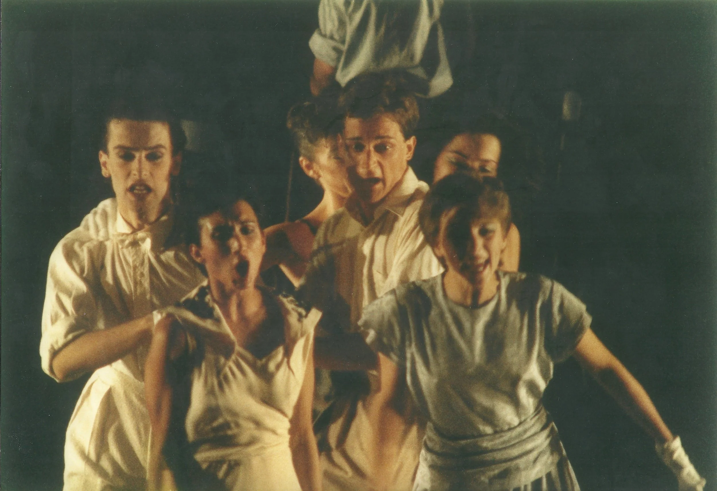 1985.21_ΣΥΜΠΤΩΣΕΙΣ ΦΩΤΟΓΡΑΦΟΣ Γ ΓΑΛΑΖΙΔΗΣ SHANE O HARA8.jpg