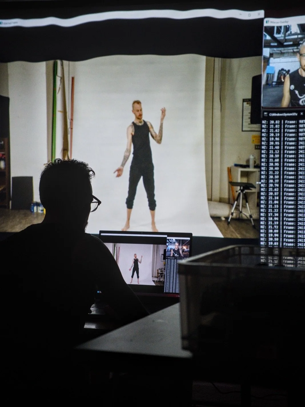 More from our first Open Projector night. These pics by @therideg 
More noise//bloom events are in the works, check the link in my profile to get the details.