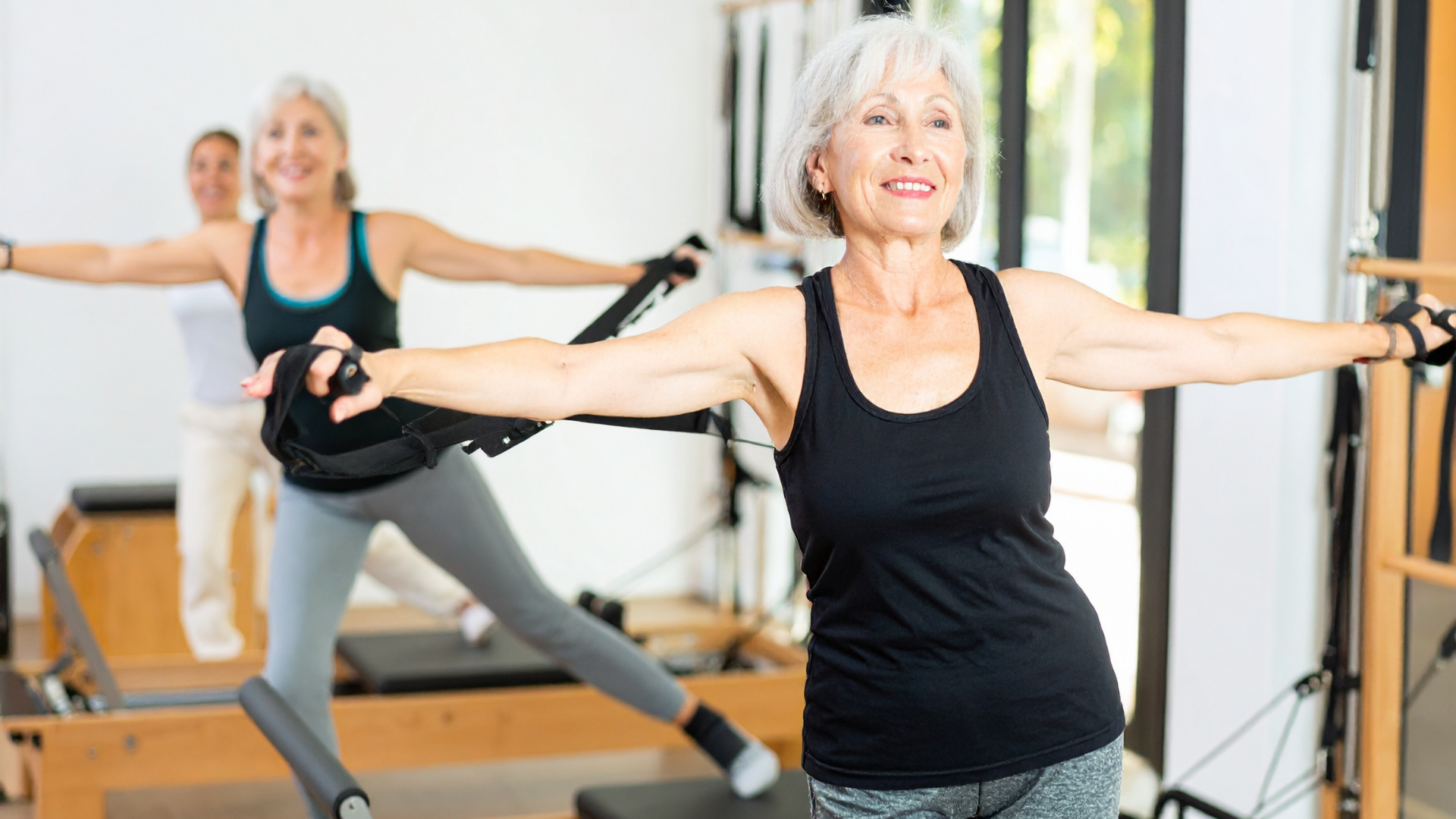 Pilates para personas mayores: beneficios y adaptaciones seguras