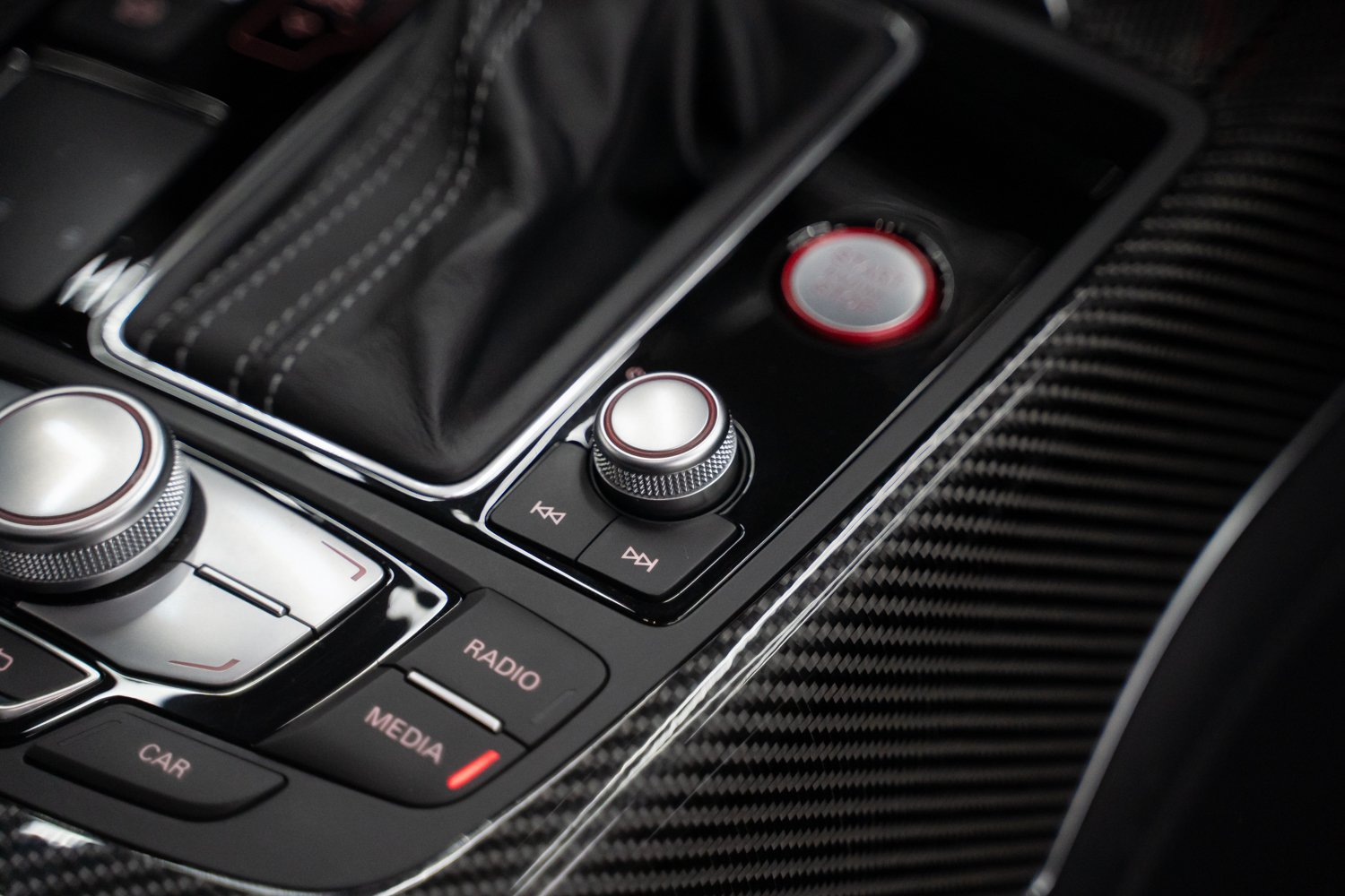 Audi-RS6-C7-33.jpg