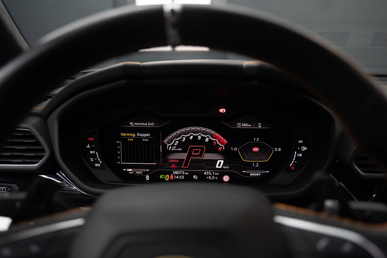 Lamborghini-Urus-Zwart-67.jpg
