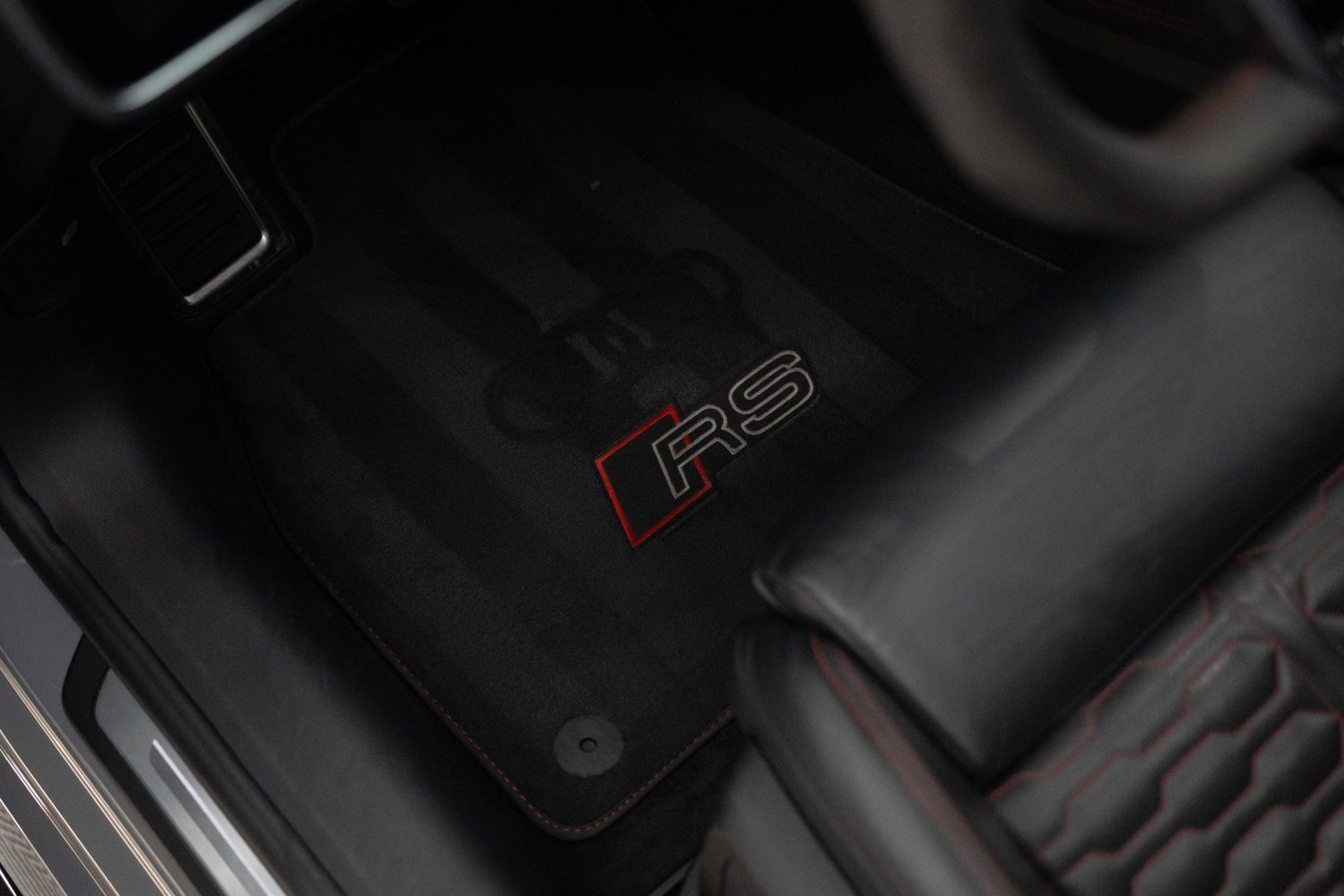 Audi-RS7-39.jpg