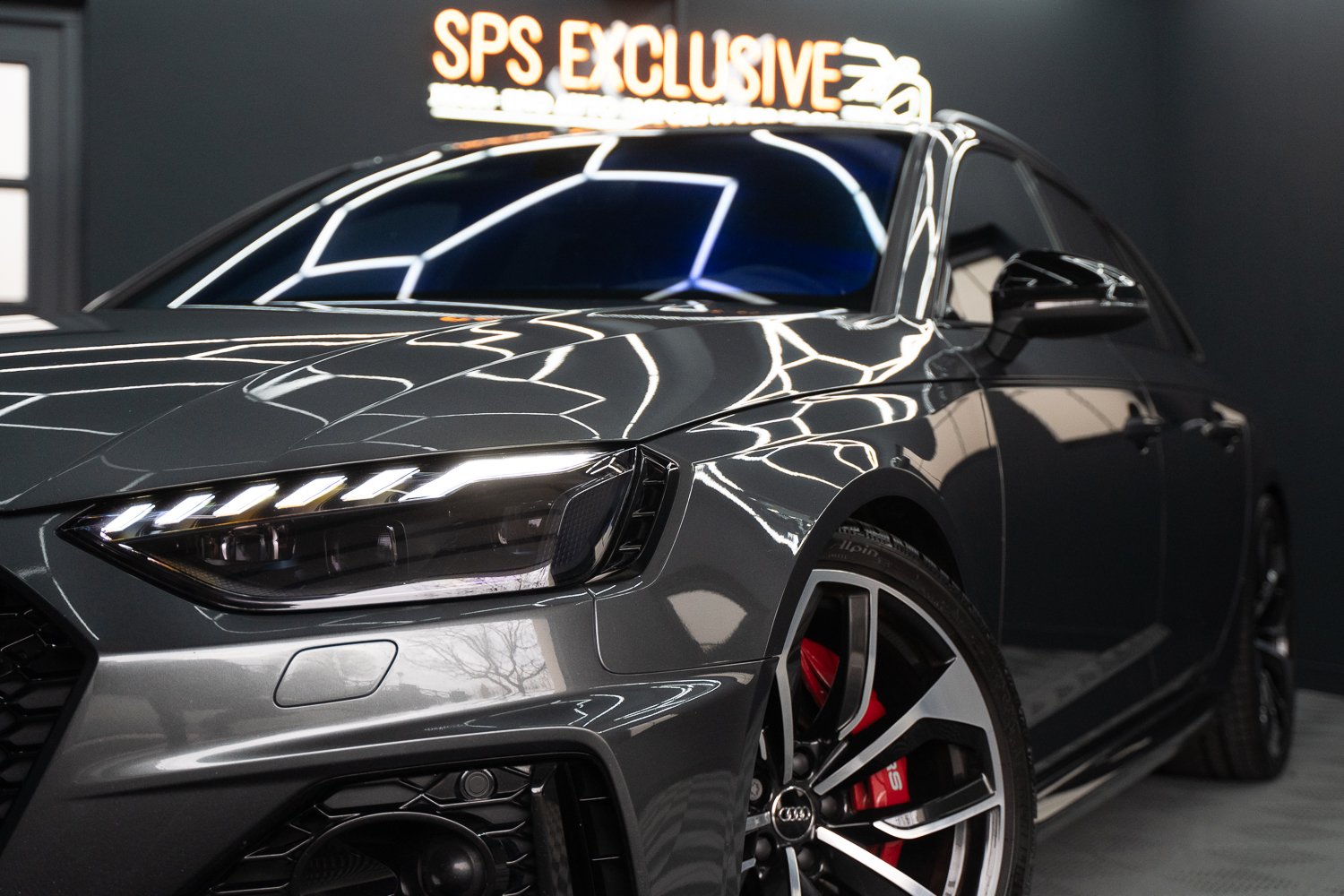 Audi RS4 Avant-22.jpg