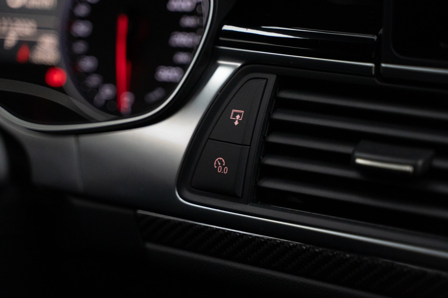 Audi-RS6-C7-47.jpg