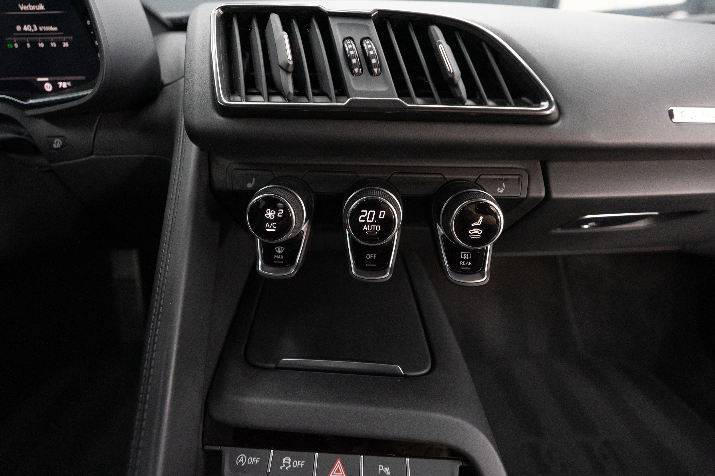 Audi-R8-V10-plus-81.jpg