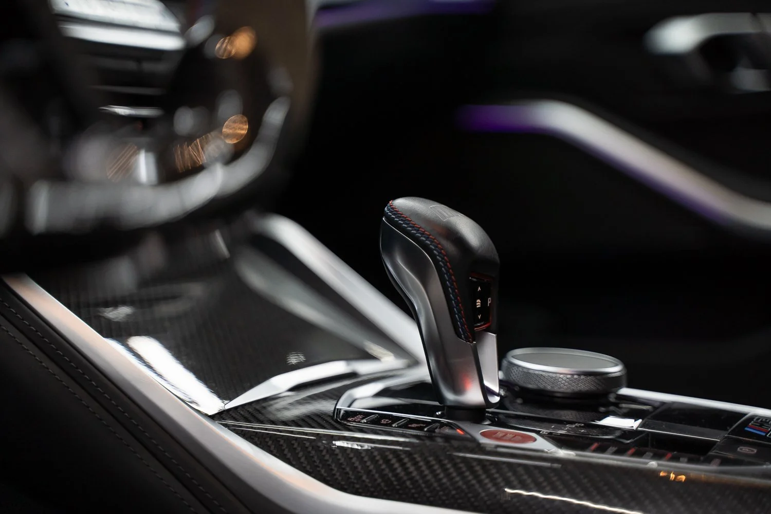 BMW-M3-Black-Carbon_hood-67.jpg