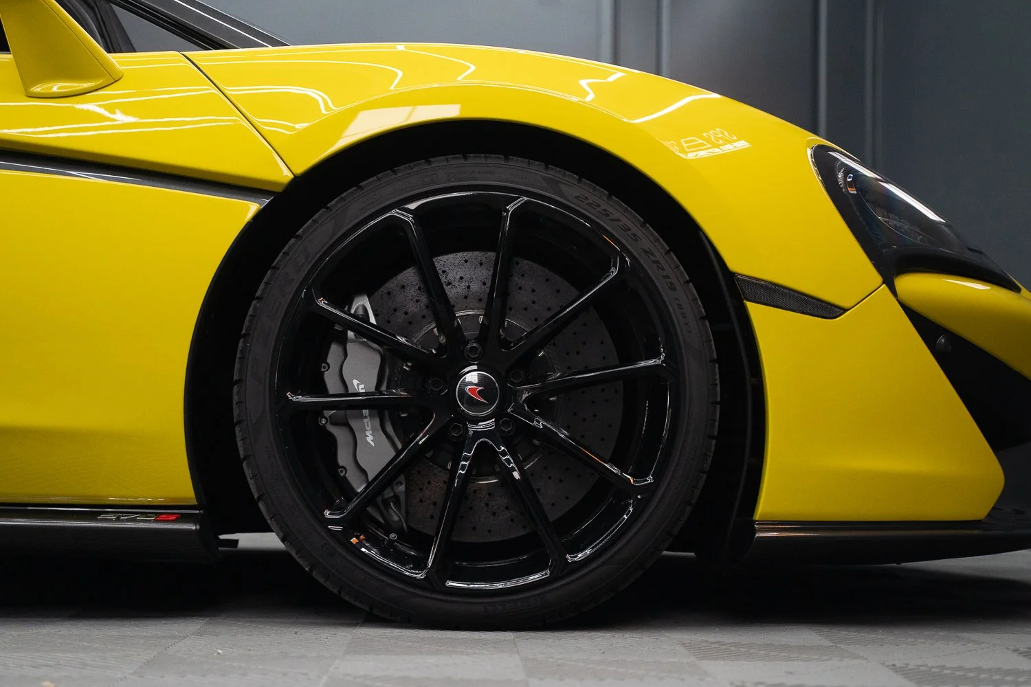 Mclaren-570S-95.jpg