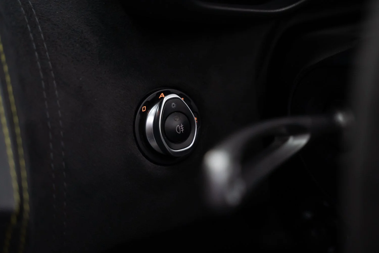Mclaren-570S-104.jpg