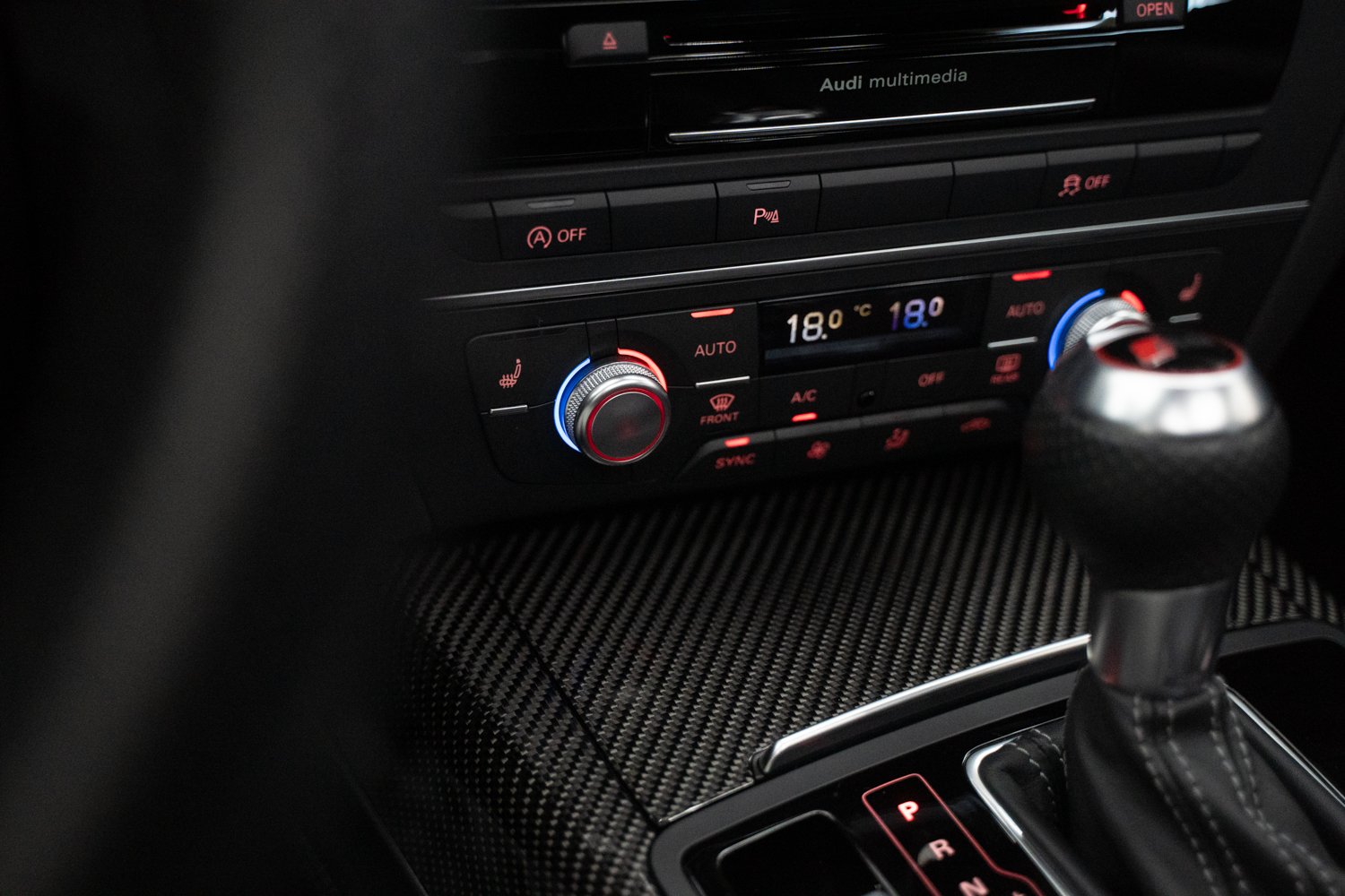 Audi-RS6-C7-60.jpg