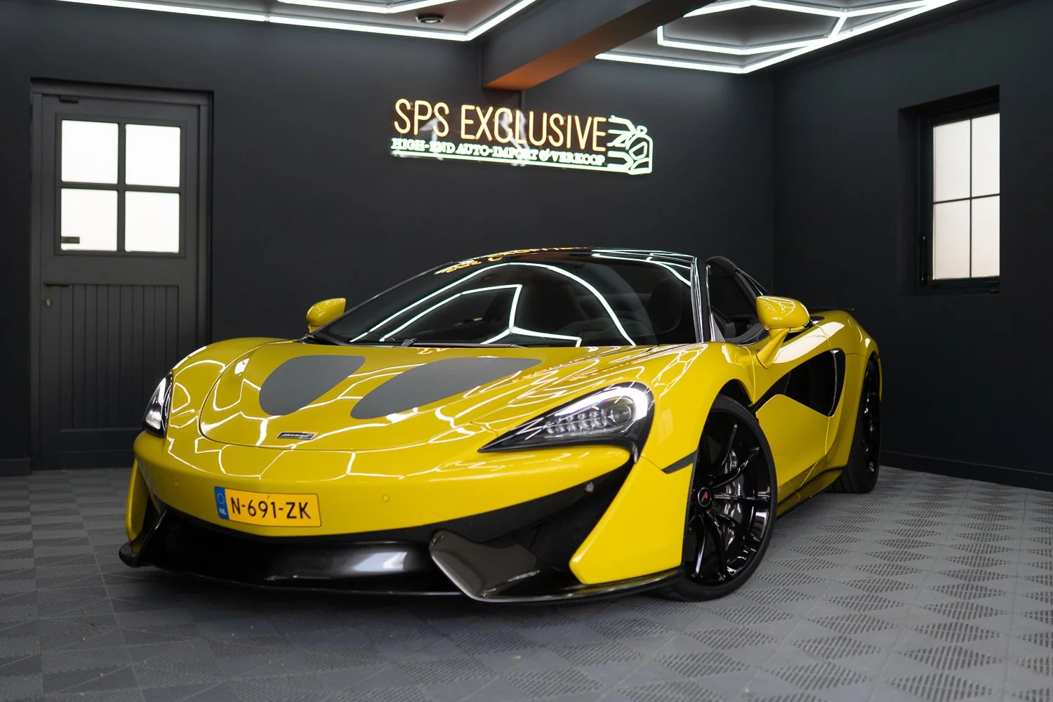 Mclaren-570S-10.jpg