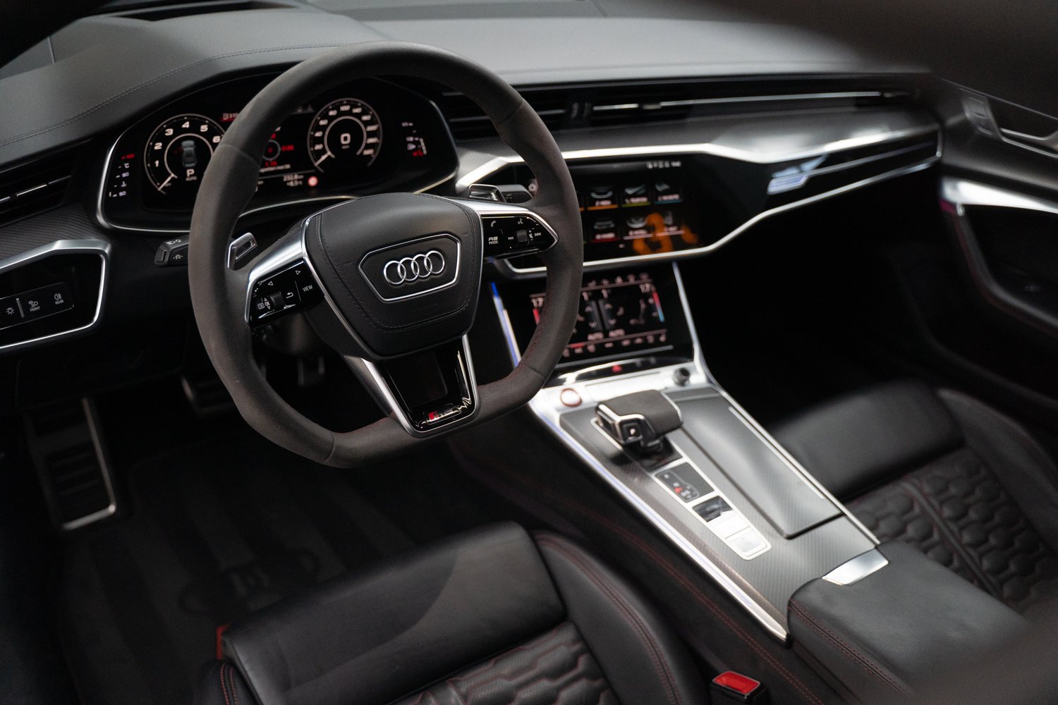 Audi-RS7-10.jpg