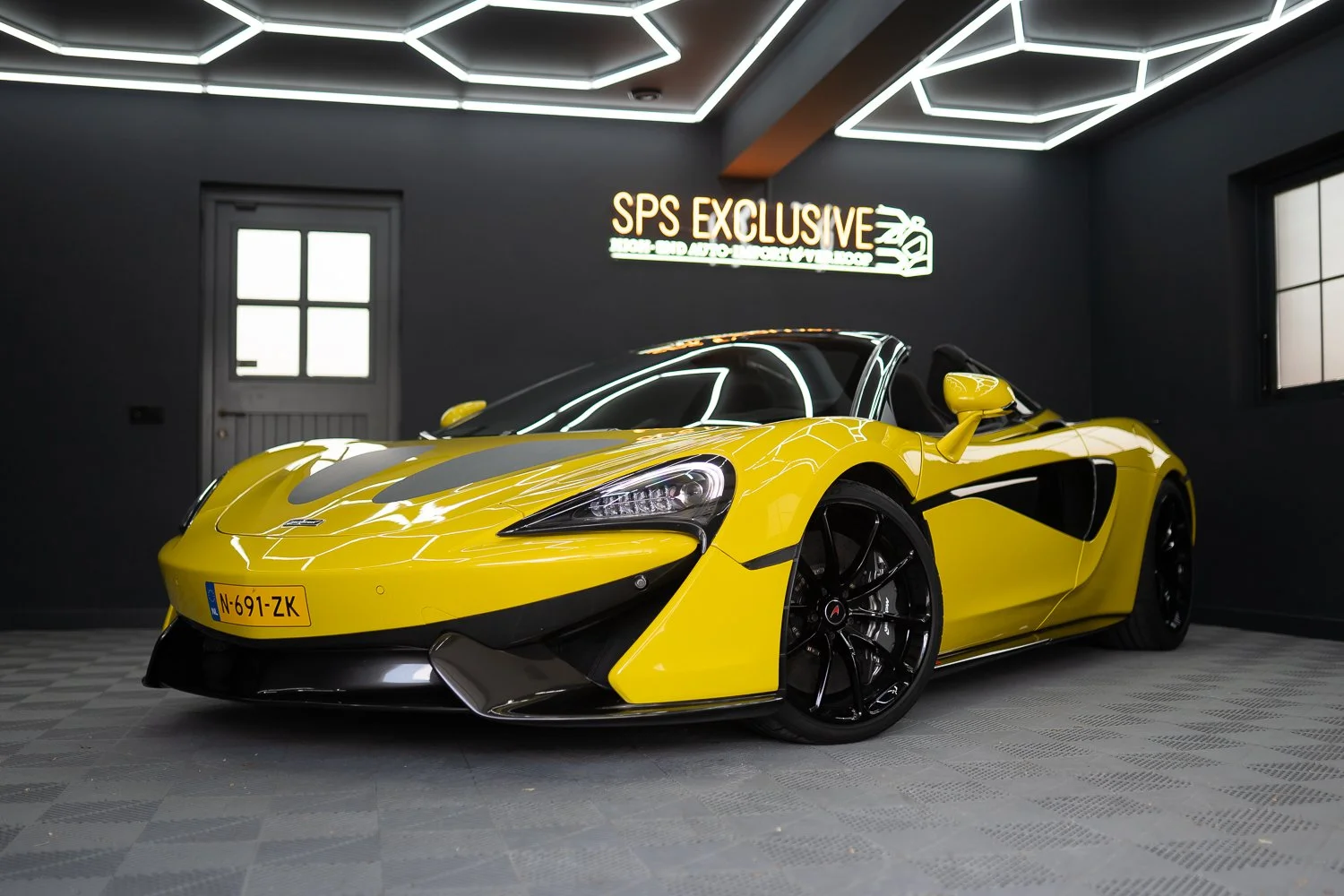 Mclaren-570S-9.jpg