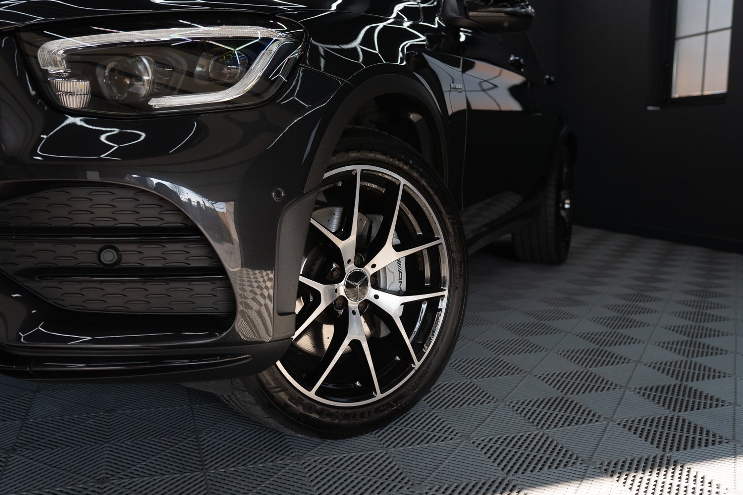 Mercedes-GLC-grijs-2.jpg