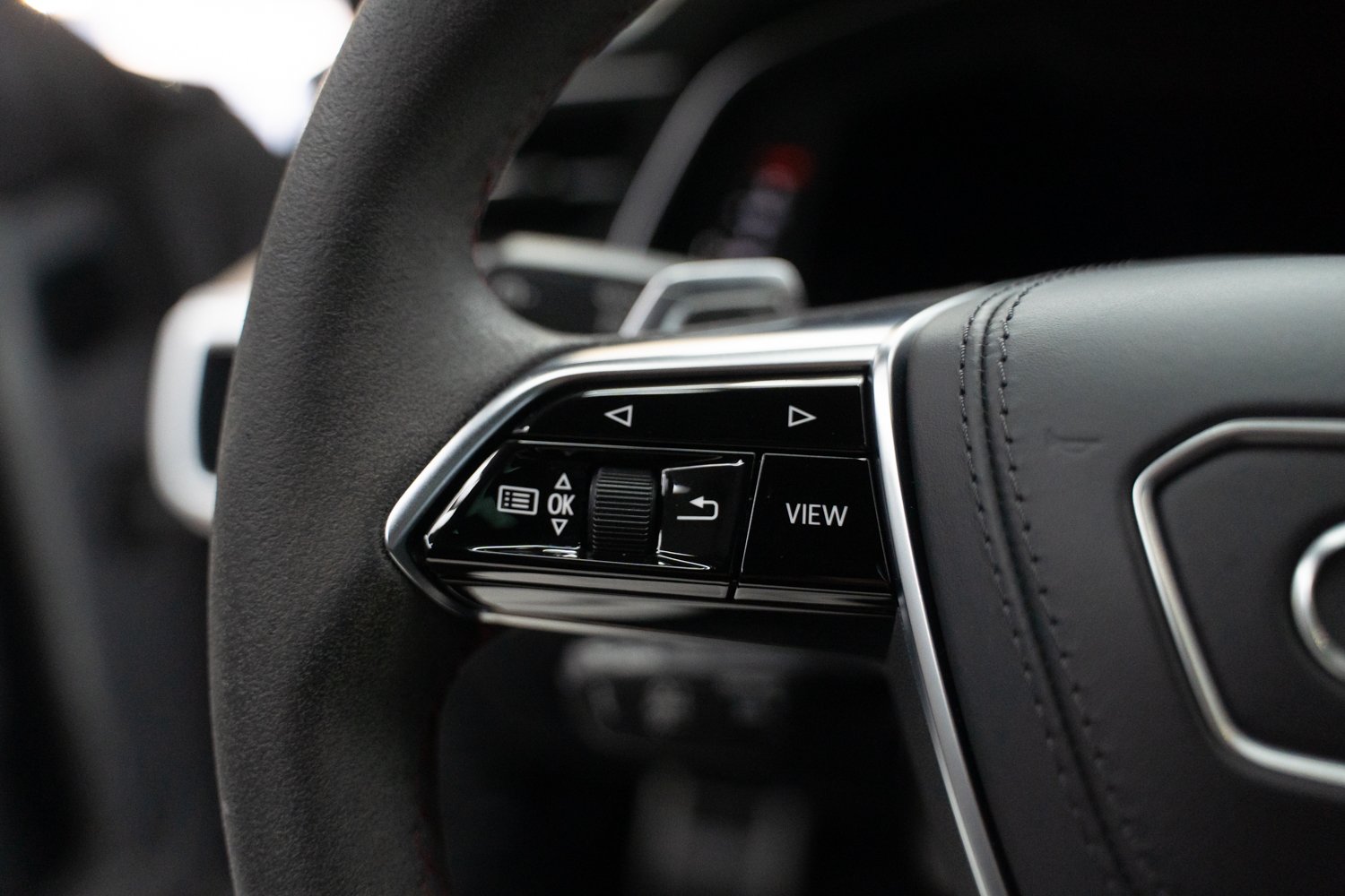 Audi-RS7-31.jpg