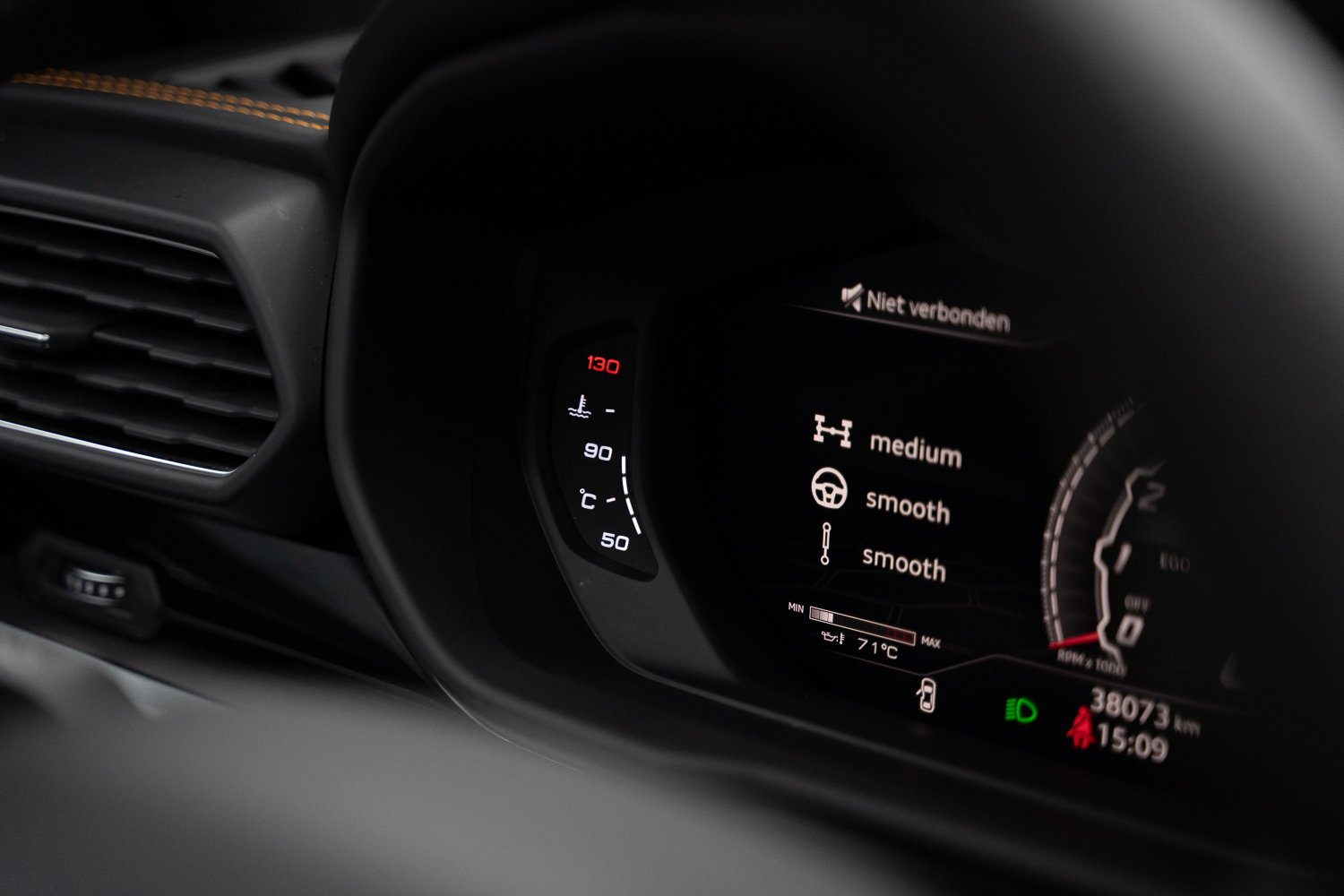 Lamborghini-Urus-Zwart-109.jpg