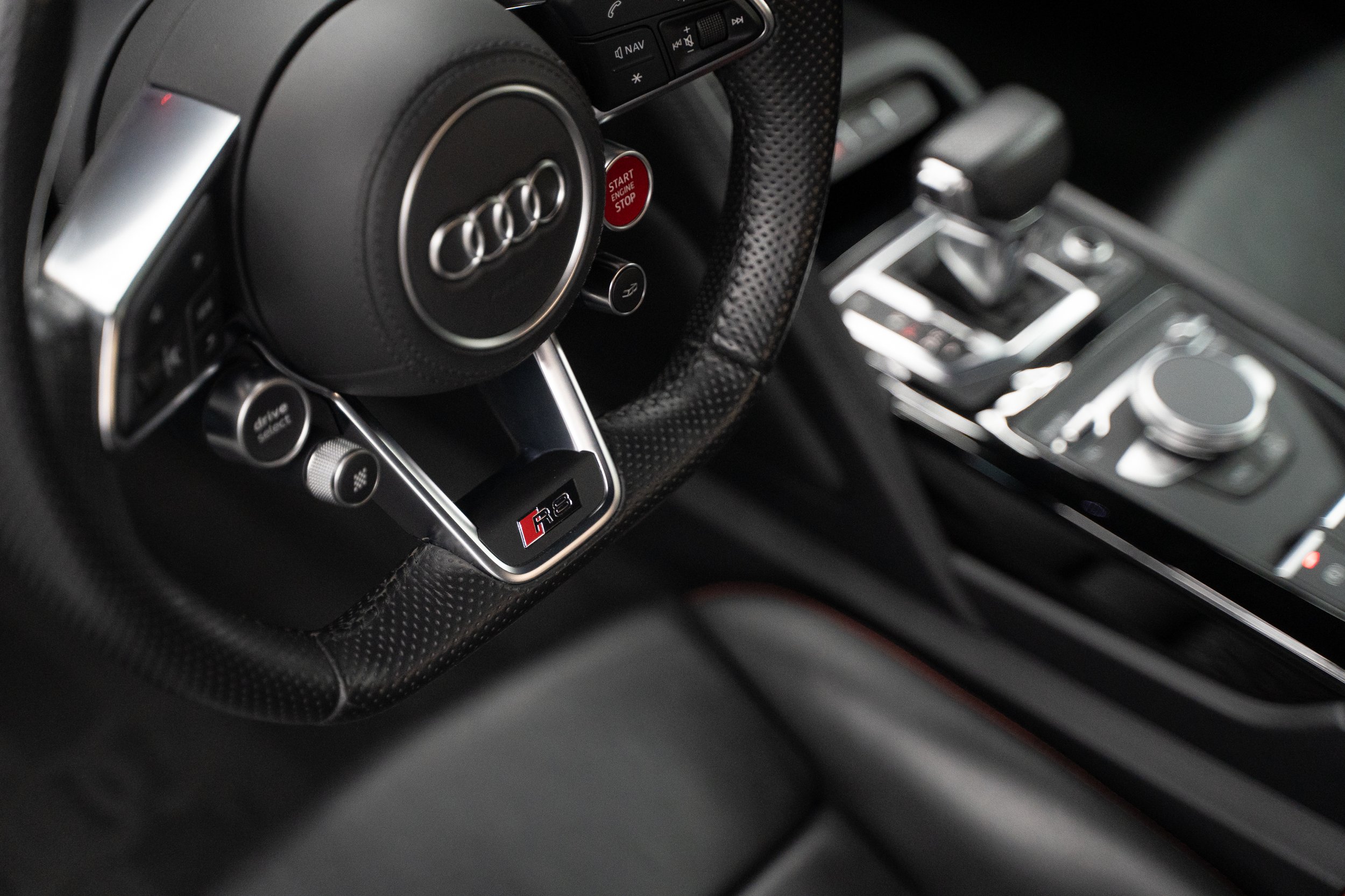 Audi-R8-V10-plus-73.jpg