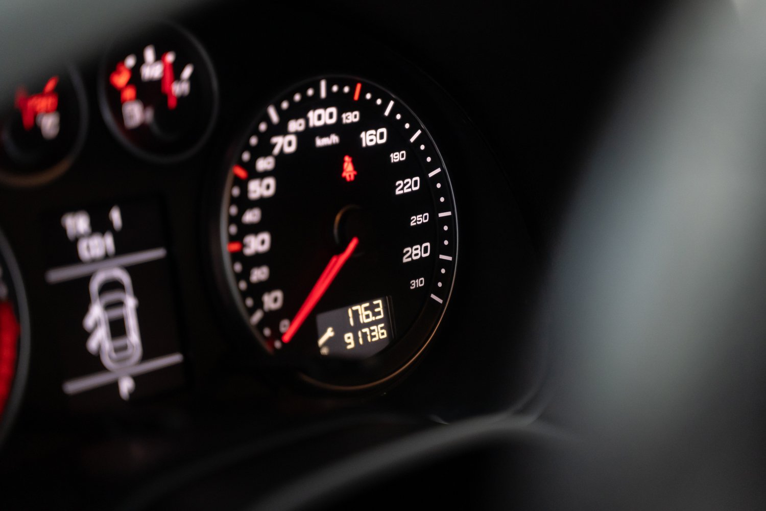 Audi-RS3-8P-43.jpg
