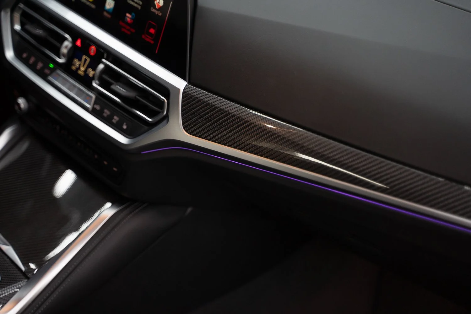 BMW-M3-Black-Carbon_hood-118.jpg