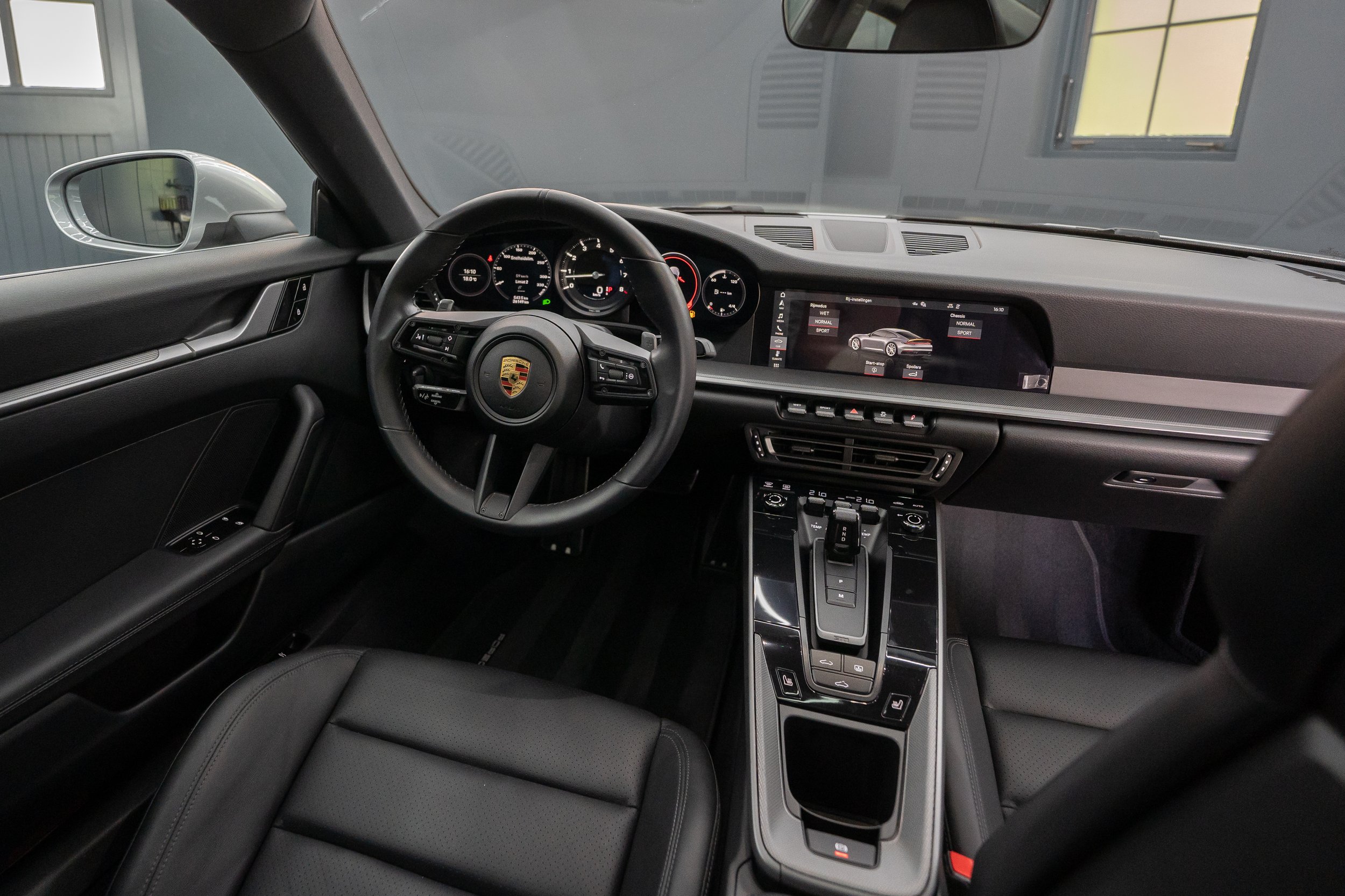 Porsche Carrera 911-65.jpg