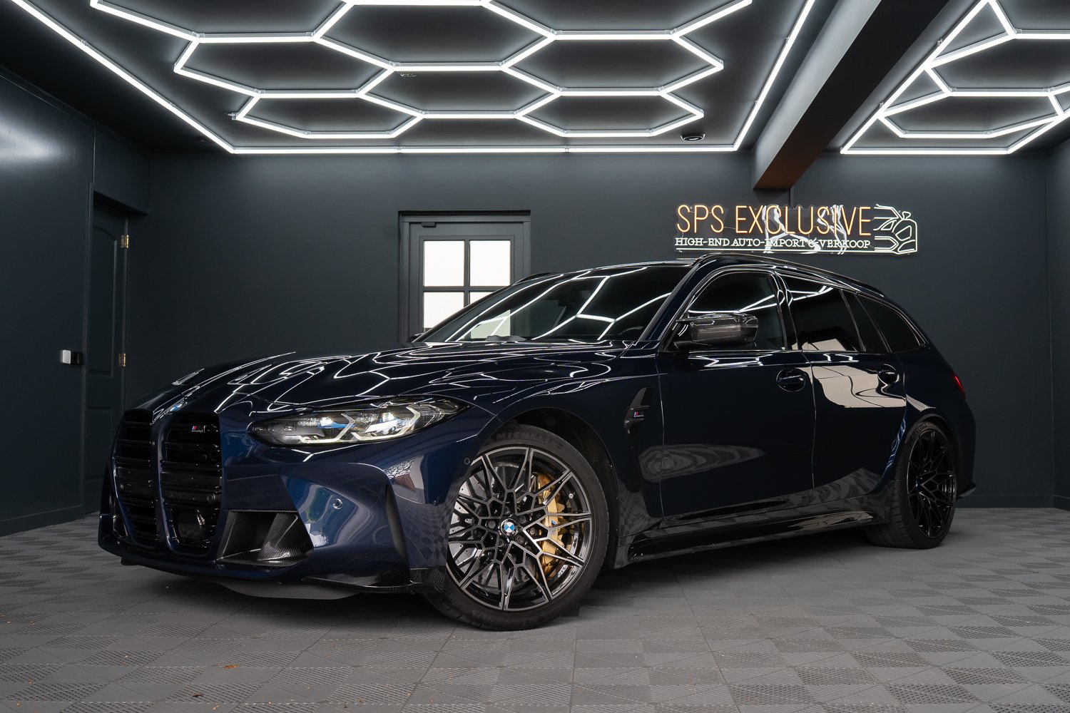 M3-touring-purple-1.jpg