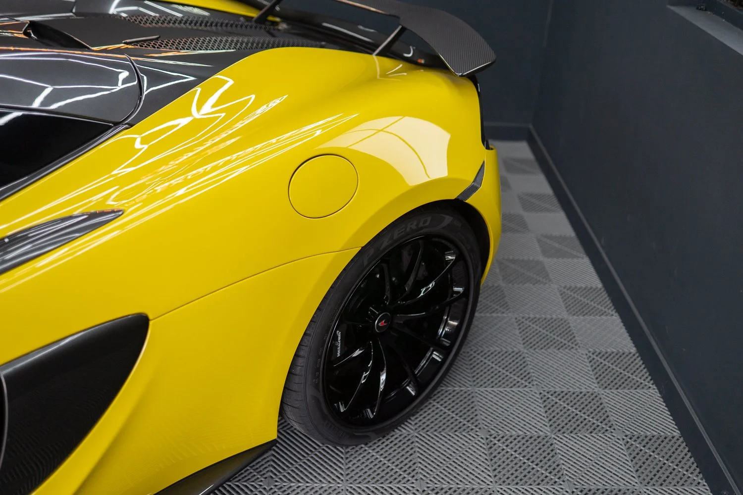 Mclaren-570S-11.jpg