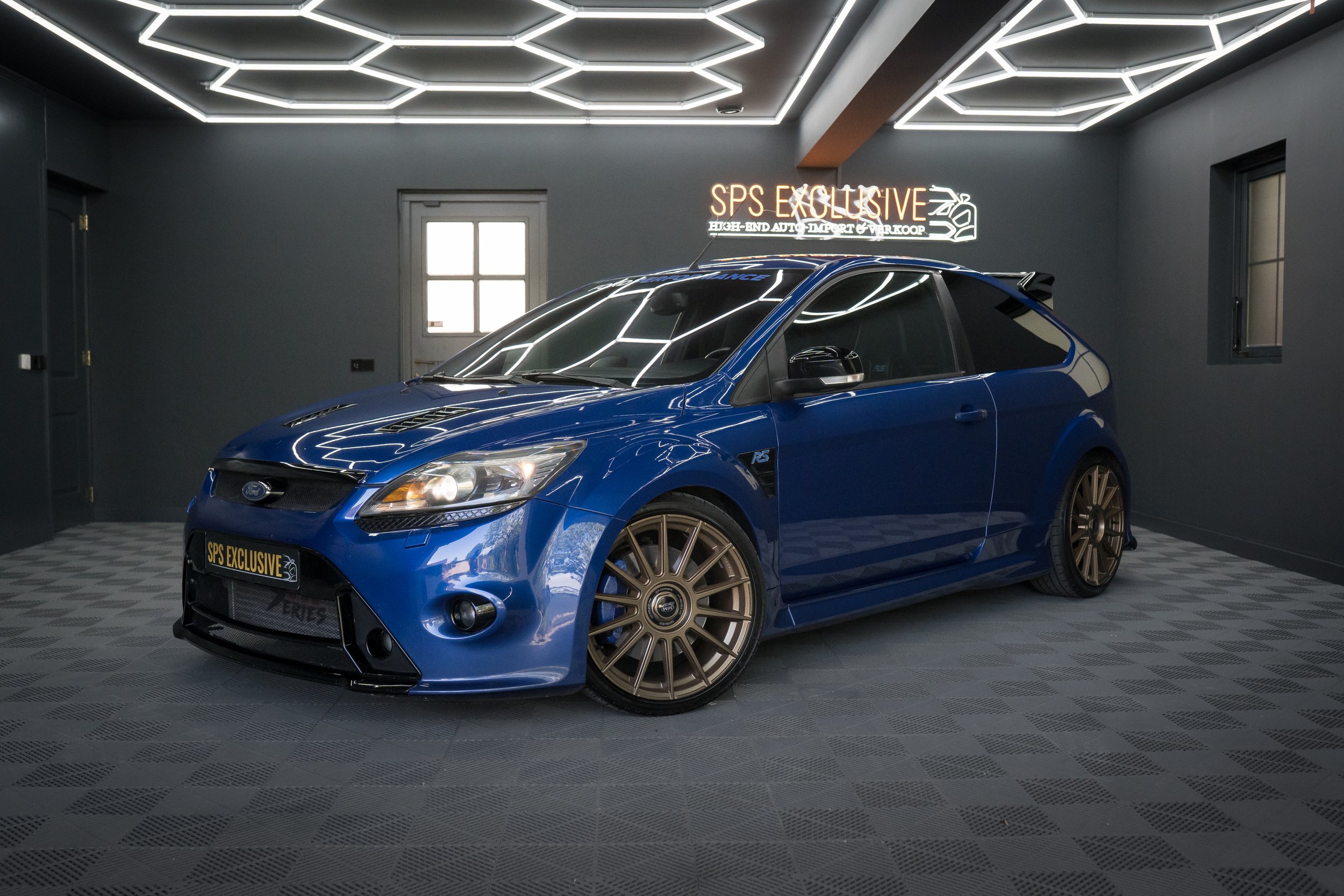 Ford-Focus-RS-1.jpg