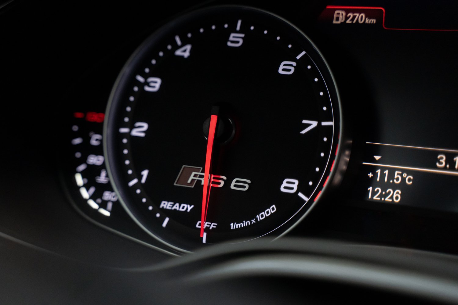 Audi-RS6-C7-46.jpg