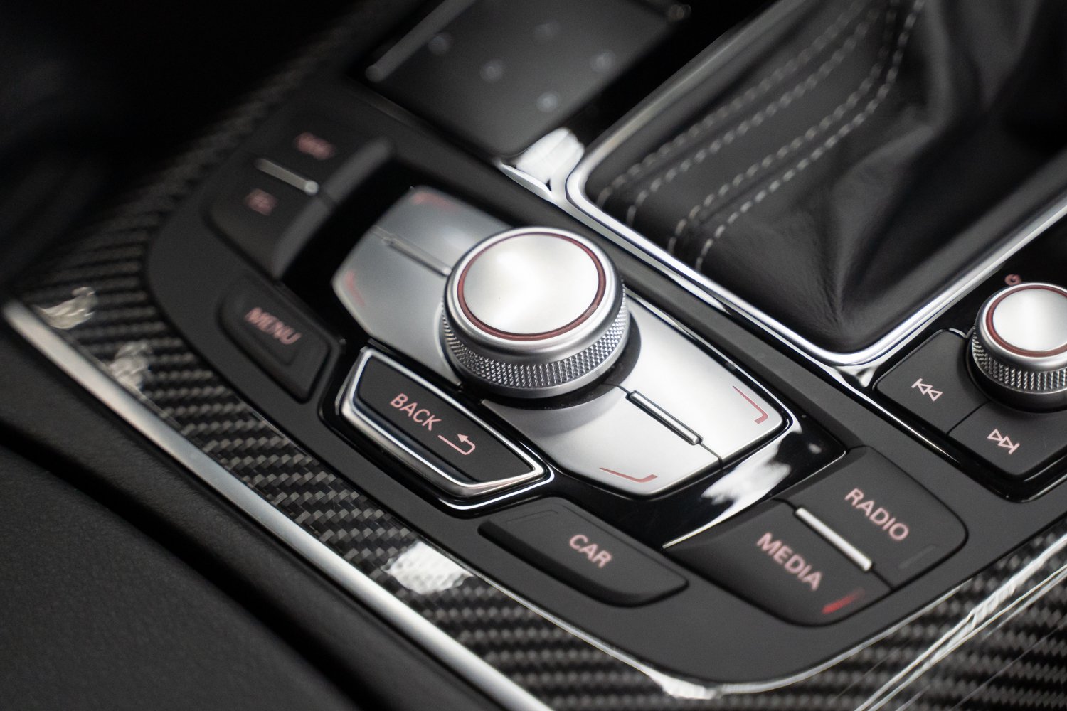 Audi-RS6-C7-35.jpg