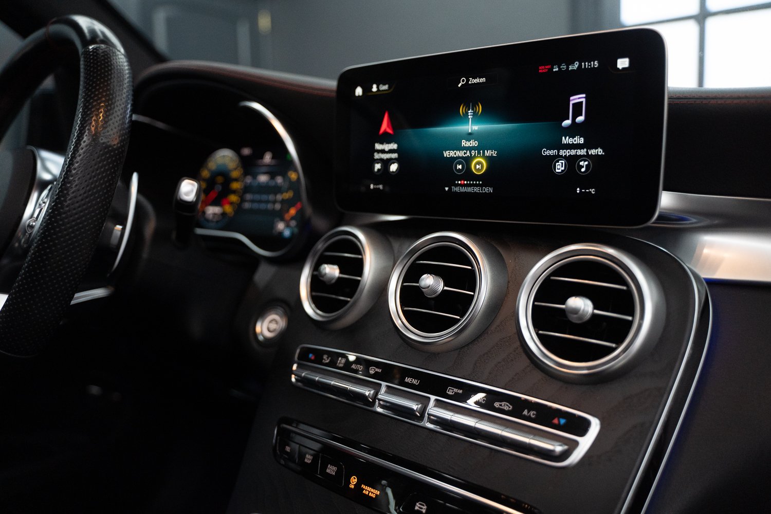 Mercedes-GLC-grijs-94.jpg