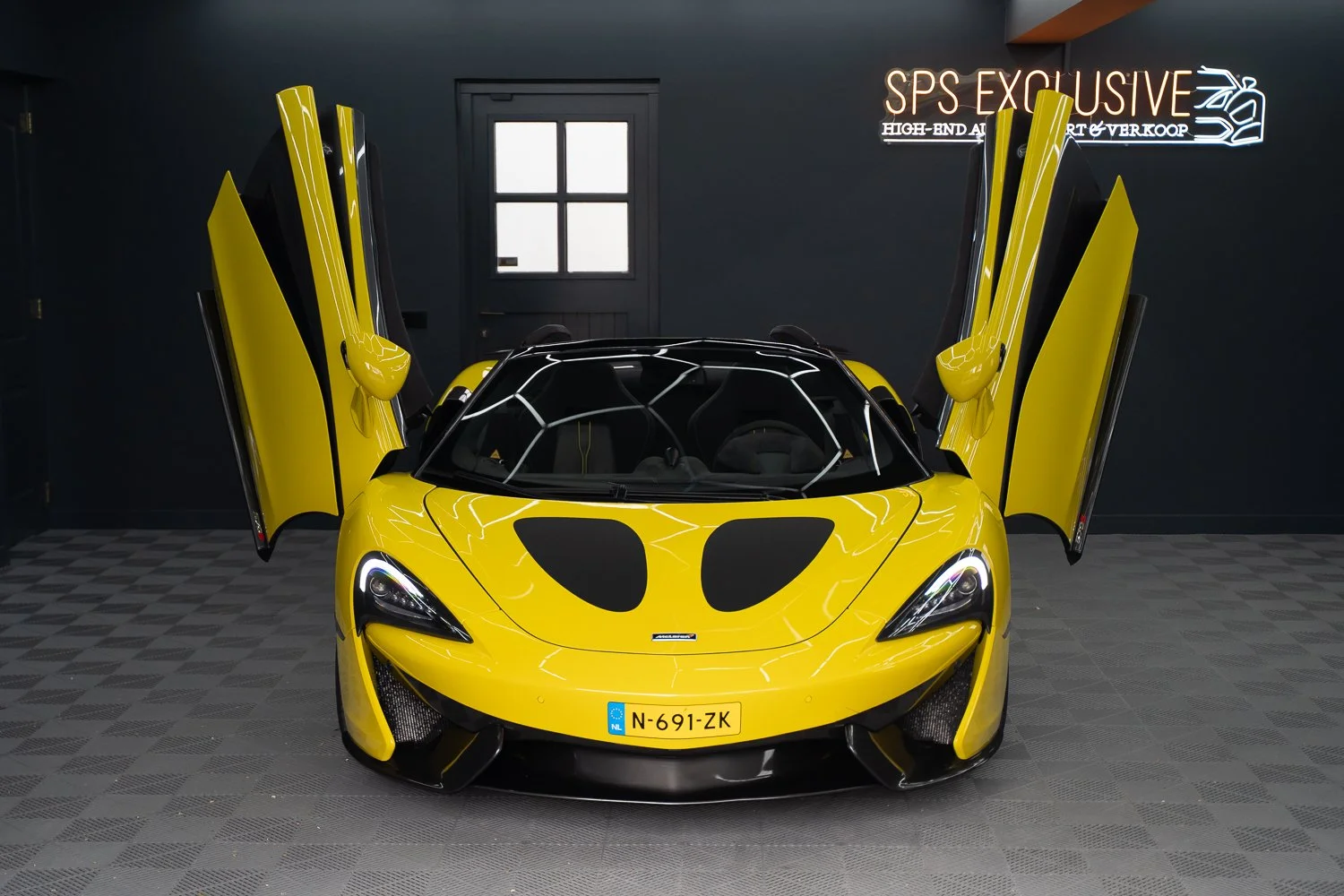 Mclaren-570S-40.jpg