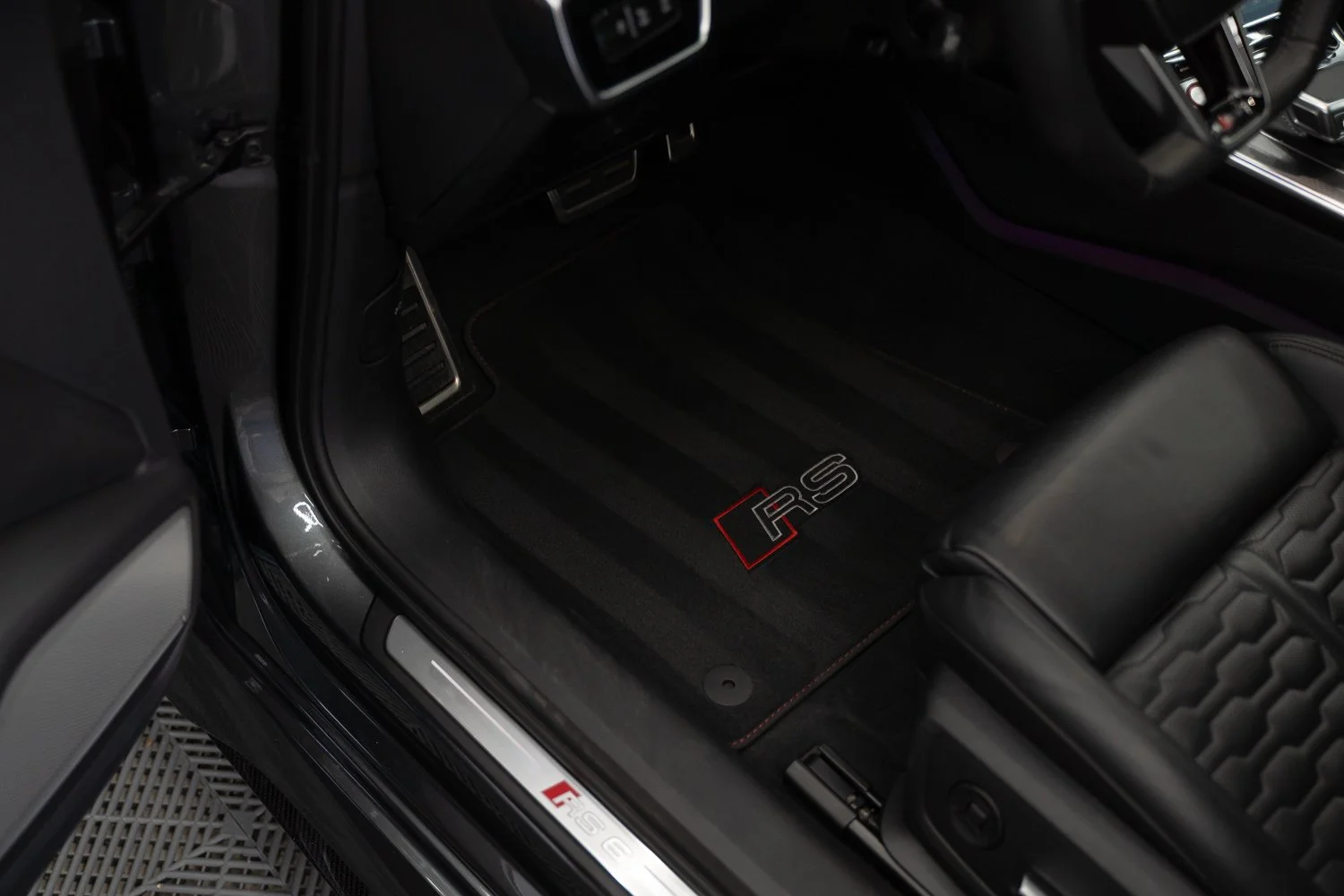 RS6-Grey-85.jpg