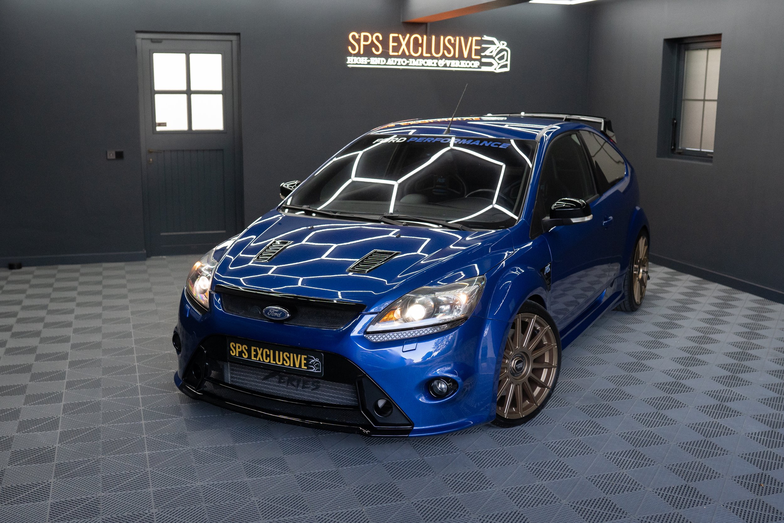 Ford-Focus-RS-2.jpg