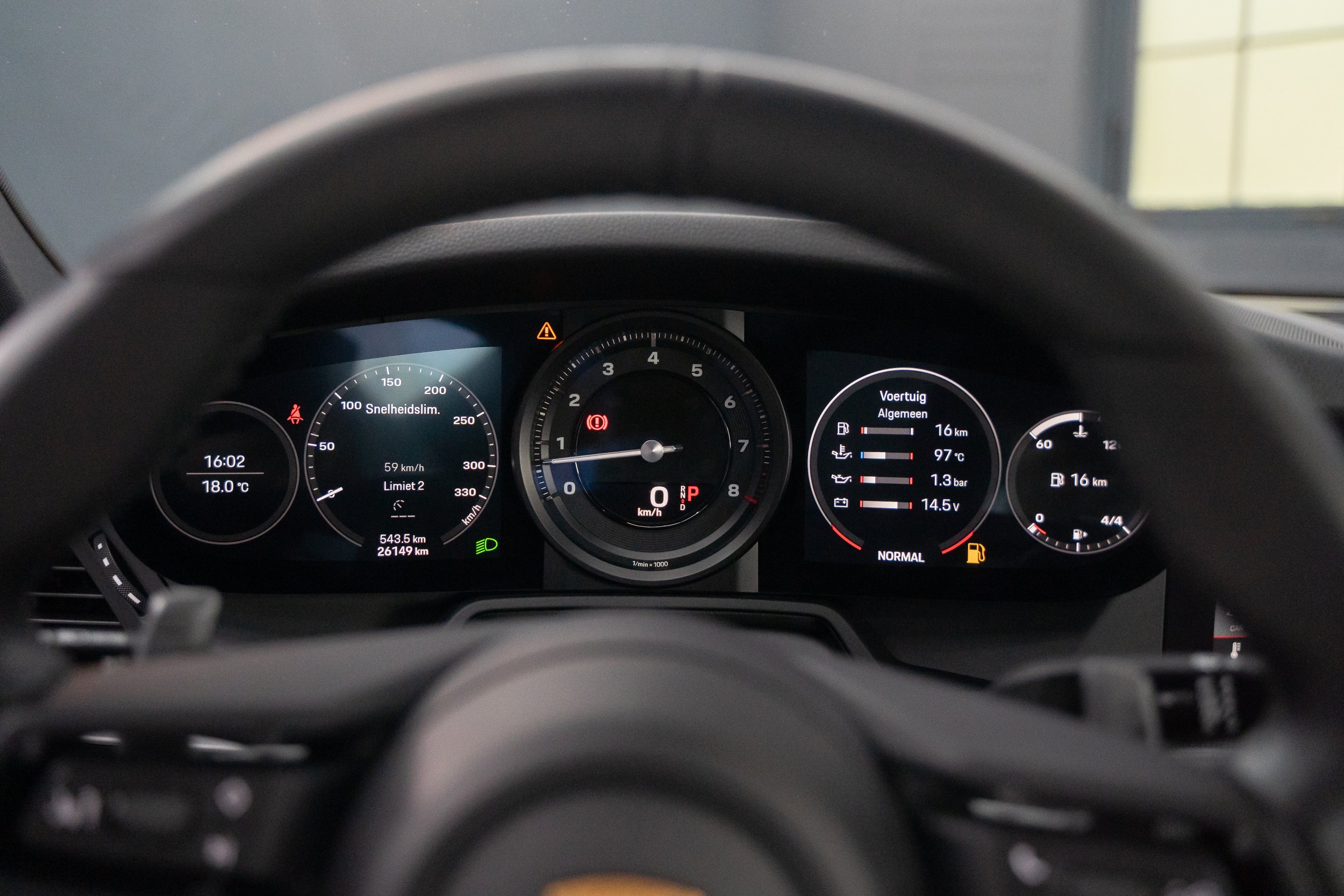 Porsche Carrera 911-43.jpg