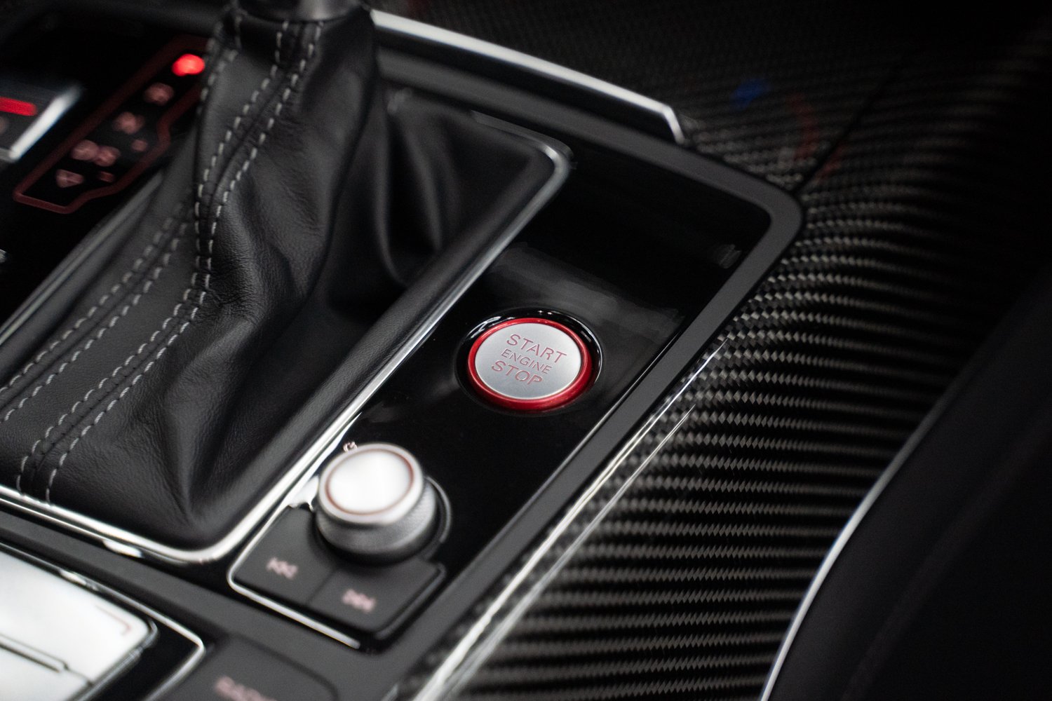 Audi-RS6-C7-32.jpg