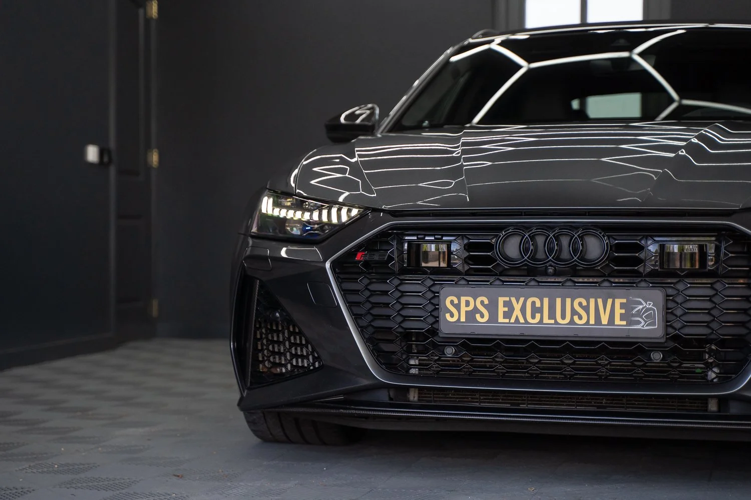RS6-Grey-19.jpg