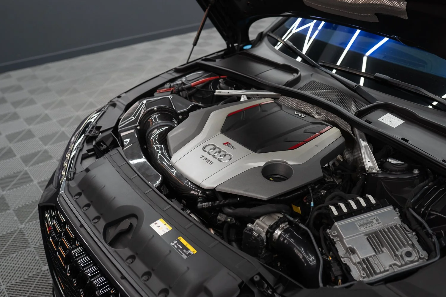 Audi RS4 Avant-63.jpg