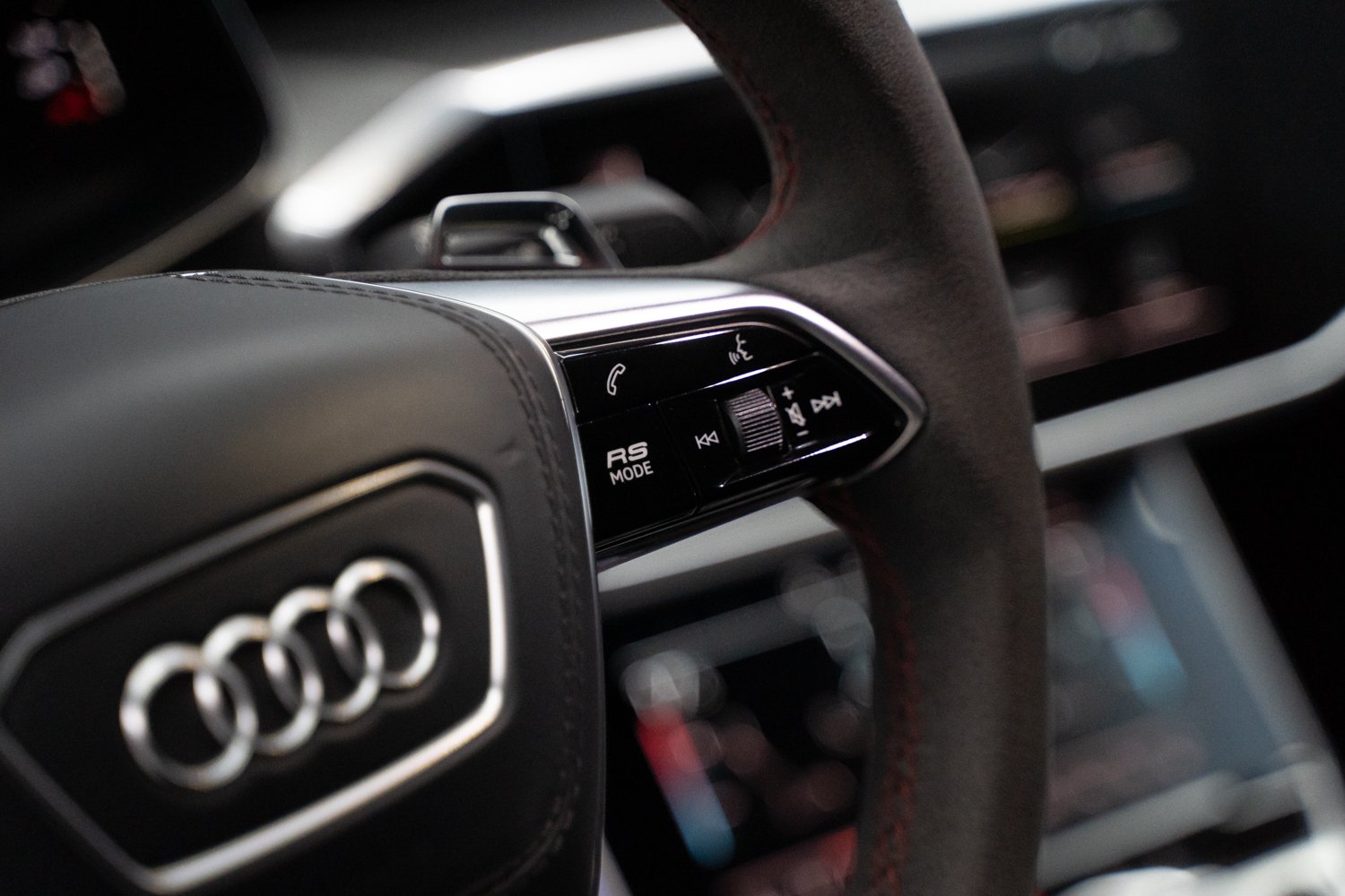 Audi-RS7-19.jpg