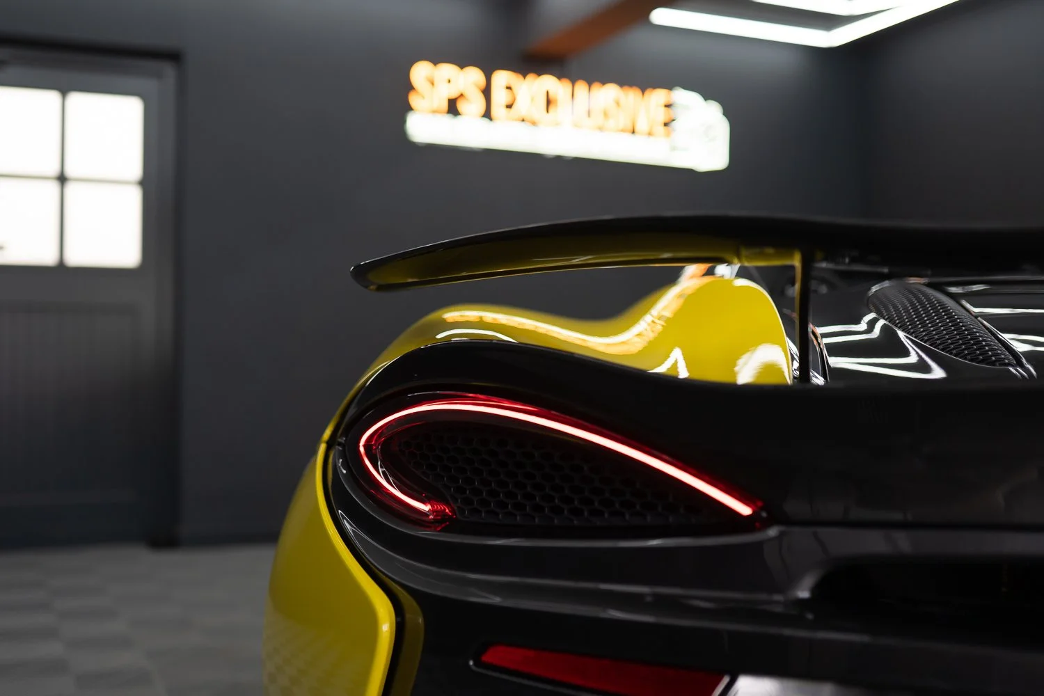 Mclaren-570S-61.jpg