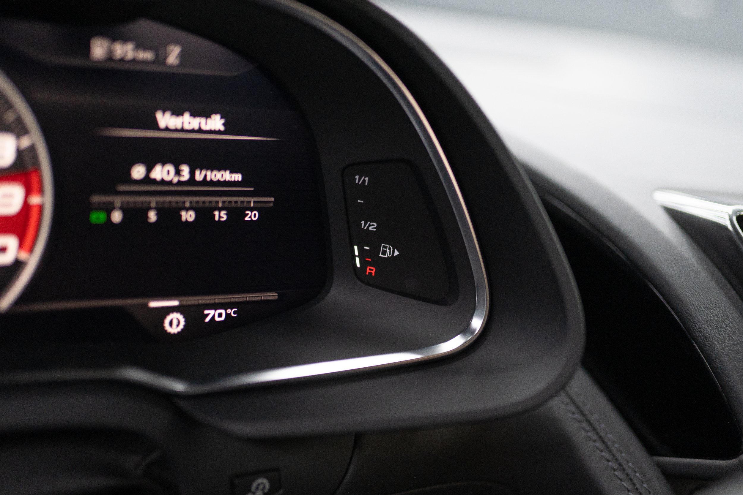 Audi-R8-V10-plus-93.jpg