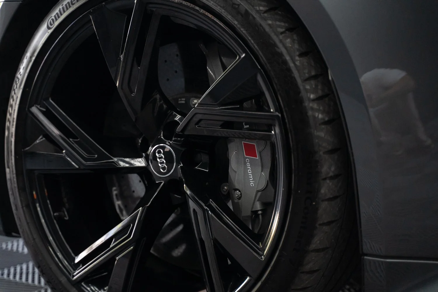 RS6-Grey-26.jpg