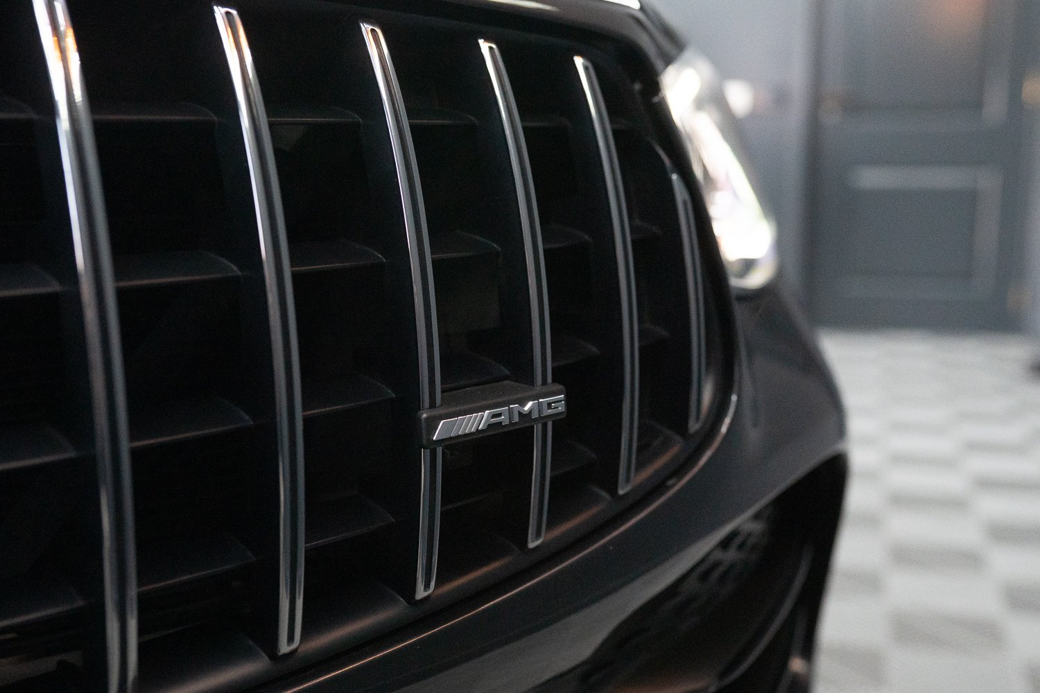 Mercedes-GLC-grijs-55.jpg