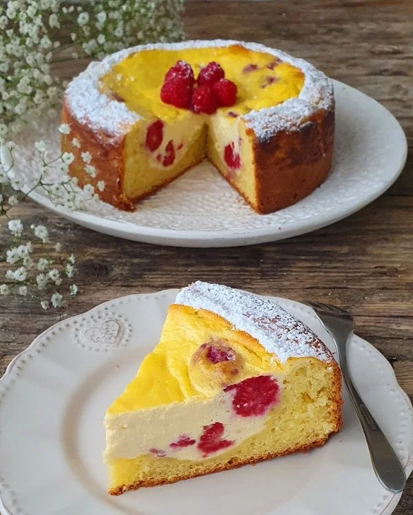 Torta ricotta e lamponi 1.jpg