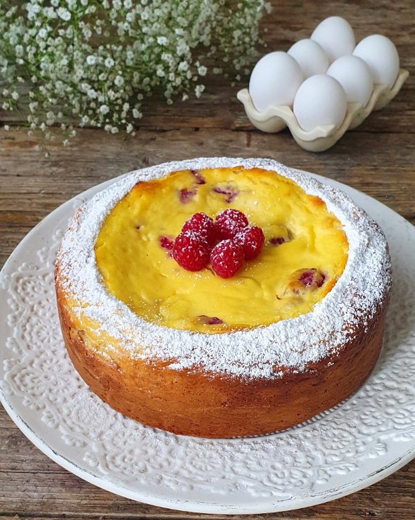 Torta ricotta e lamponi.jpg