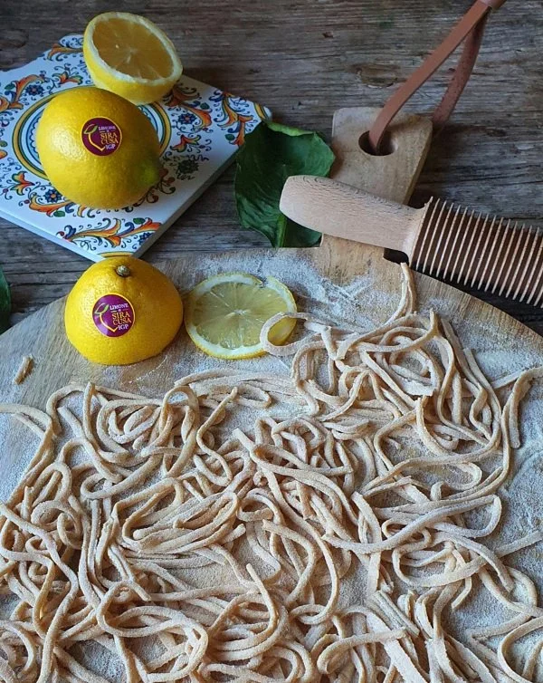 Pasta fresca al limone di Siracusa IGP.jpg