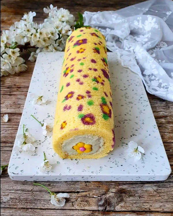 Rotolo giapponese con crema al pistacchio